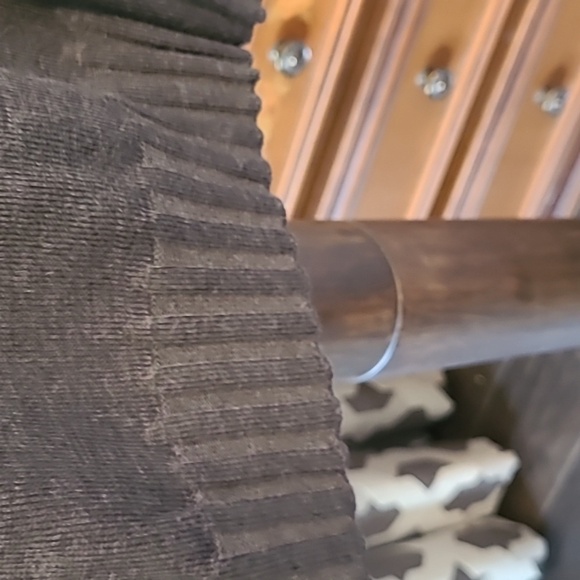 NWOT Mens Toscano mens sweater, grey and black 100% merino wool. Size large. - Picture 5 of 5